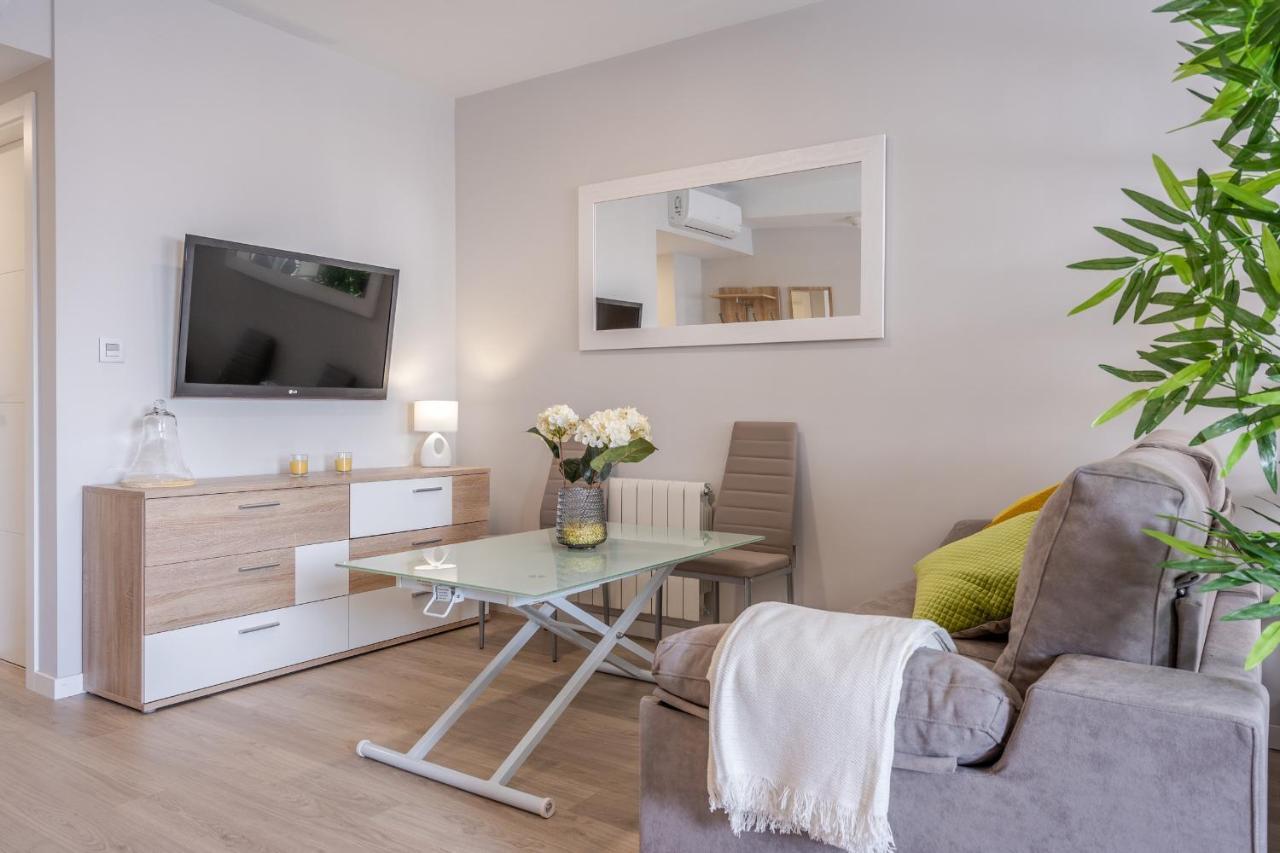 Big Apple Apartment Granada By A3Rentals מראה חיצוני תמונה